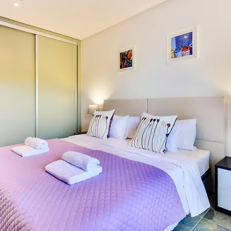Falesia B Olhos de Agua (Albufeira)